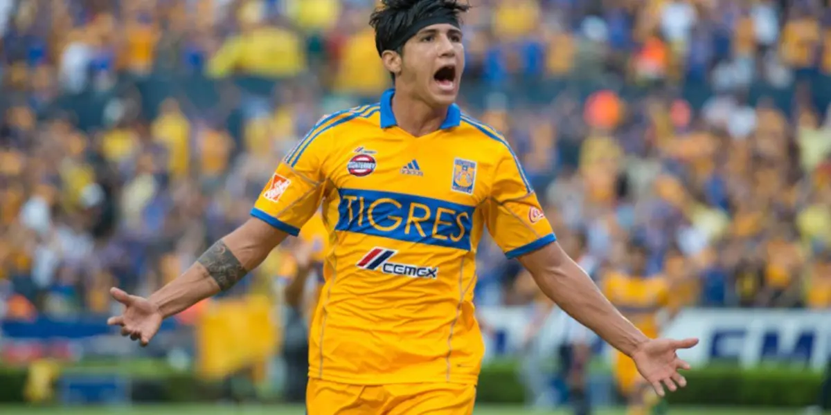 Alan Pulido rompió las redes en 41 ocasiones con Tigres / @TigresOficial