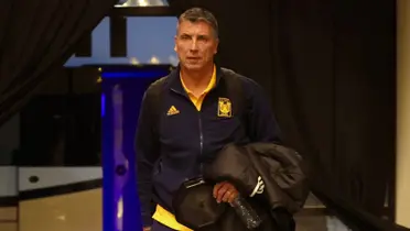 Desde su incorporación, el timonel uruguayo marca un paso imponente con sus marcas y victorias