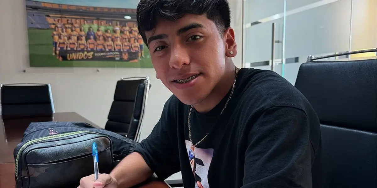El prometedor jugador estampó su firma en un primer acuerdo con los felinos