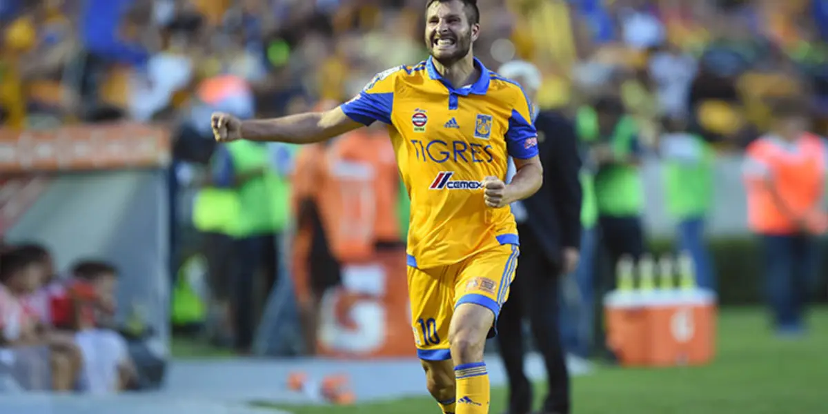 Gignac celebrando su tanto, primer francés en marcar en libertadores / Foto: Conmebol