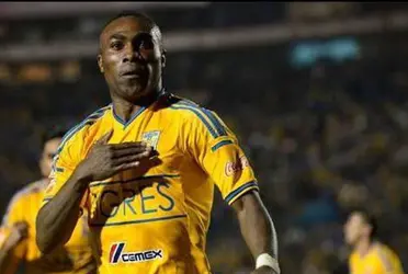 Guerrón dejó el futbol para probar suerte en la música, una faceta que en Tigres no se le conocía