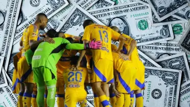 Jugadores de Tigres con dólares/FOTO: Fútbol Total