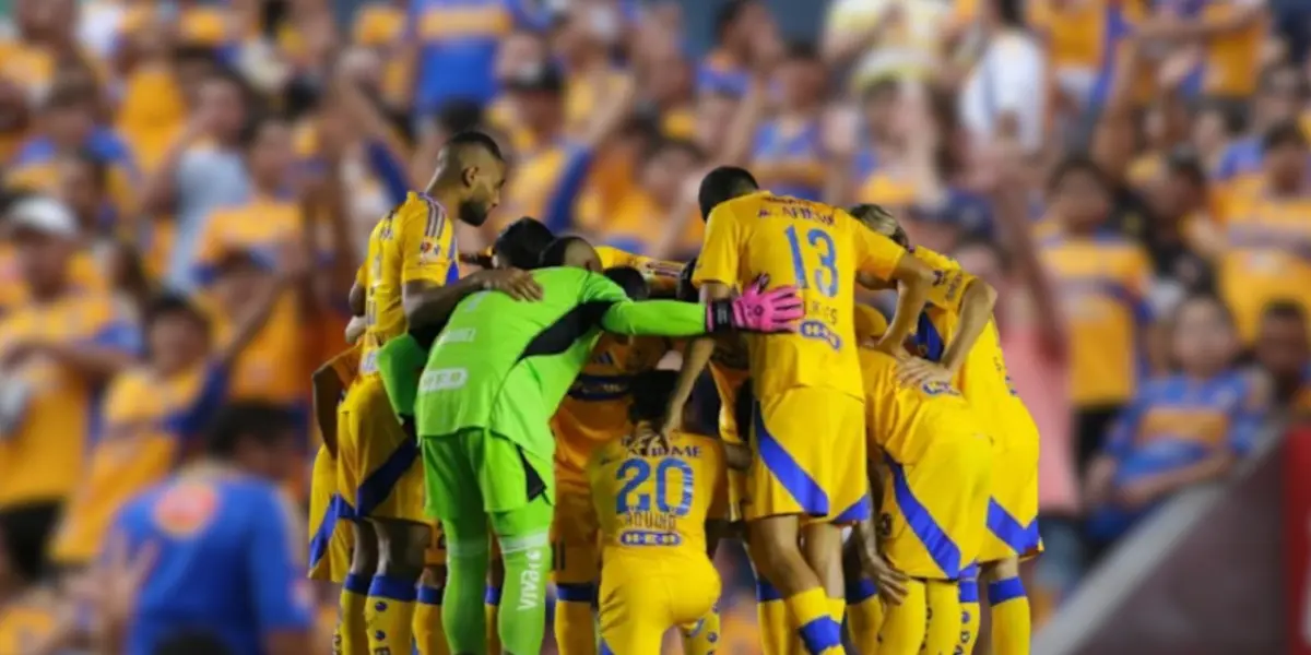 Jugadores de Tigres con su afición/FOTO: Futbol Total