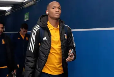 Luis Quiñones seguría visitiendo la playera de Tigres