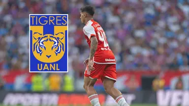 Rómulo Zwarg Foto: Transfer, Escudoteca