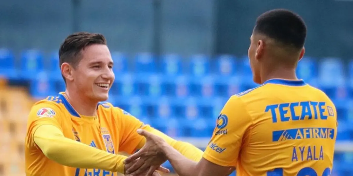 Thauvin y Hugo Ayala (FUENTE ABC Noticias)