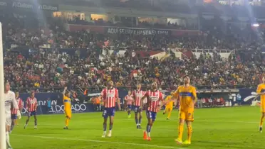 Tigres se vio comprometido ante la carrera que Bonatini ganó, y los hinchas lo expresan