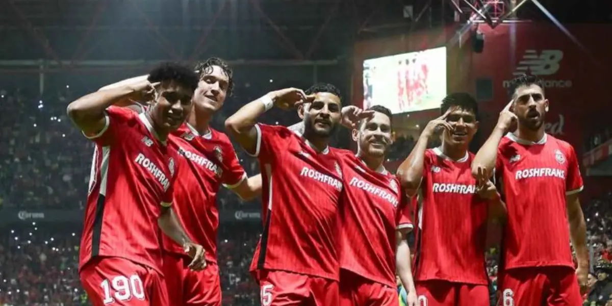 Toluca celebrando gol (FUENTE: Durango Digital)
