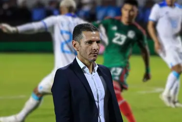 Tras la dura derrota, es tiempo de que Lozano haga cambios en el once inicial